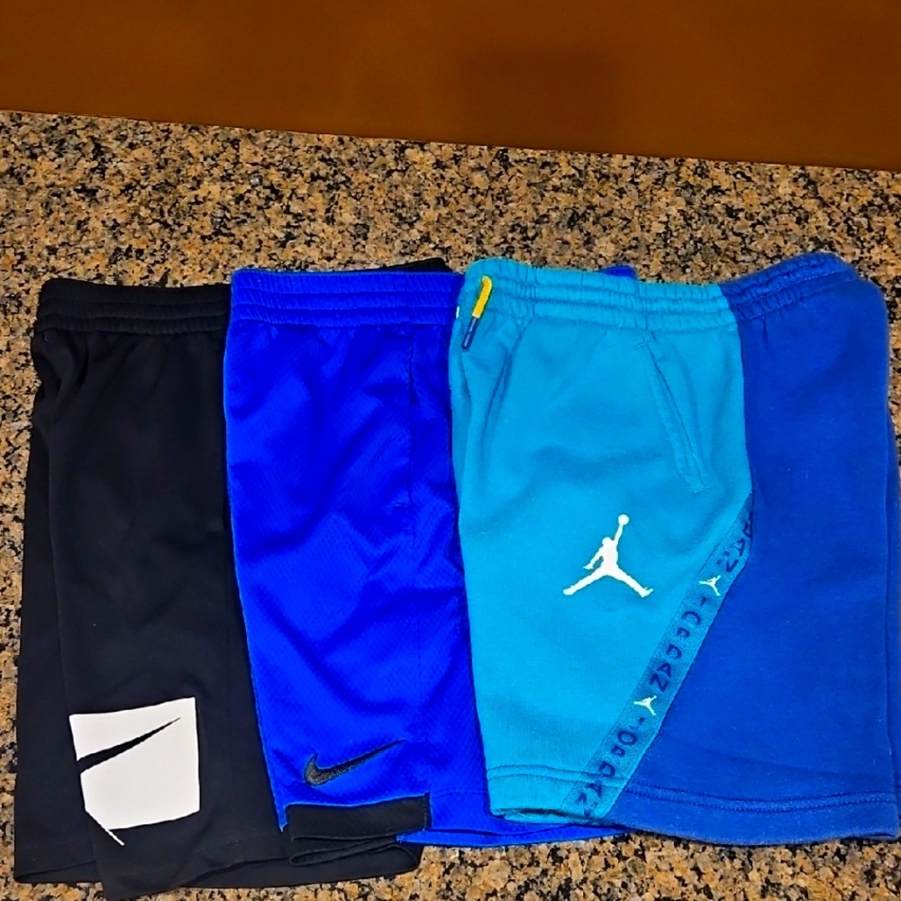 Boys NIKE shorts